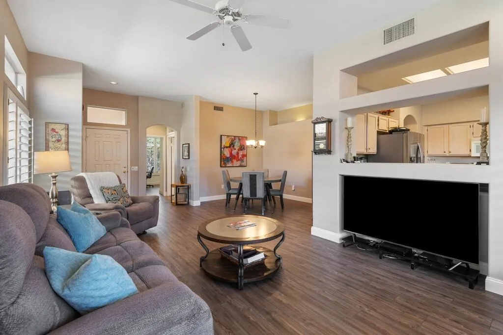 37395 Purple Shadow Road, Palm Desert, California 92211 home-pic-3